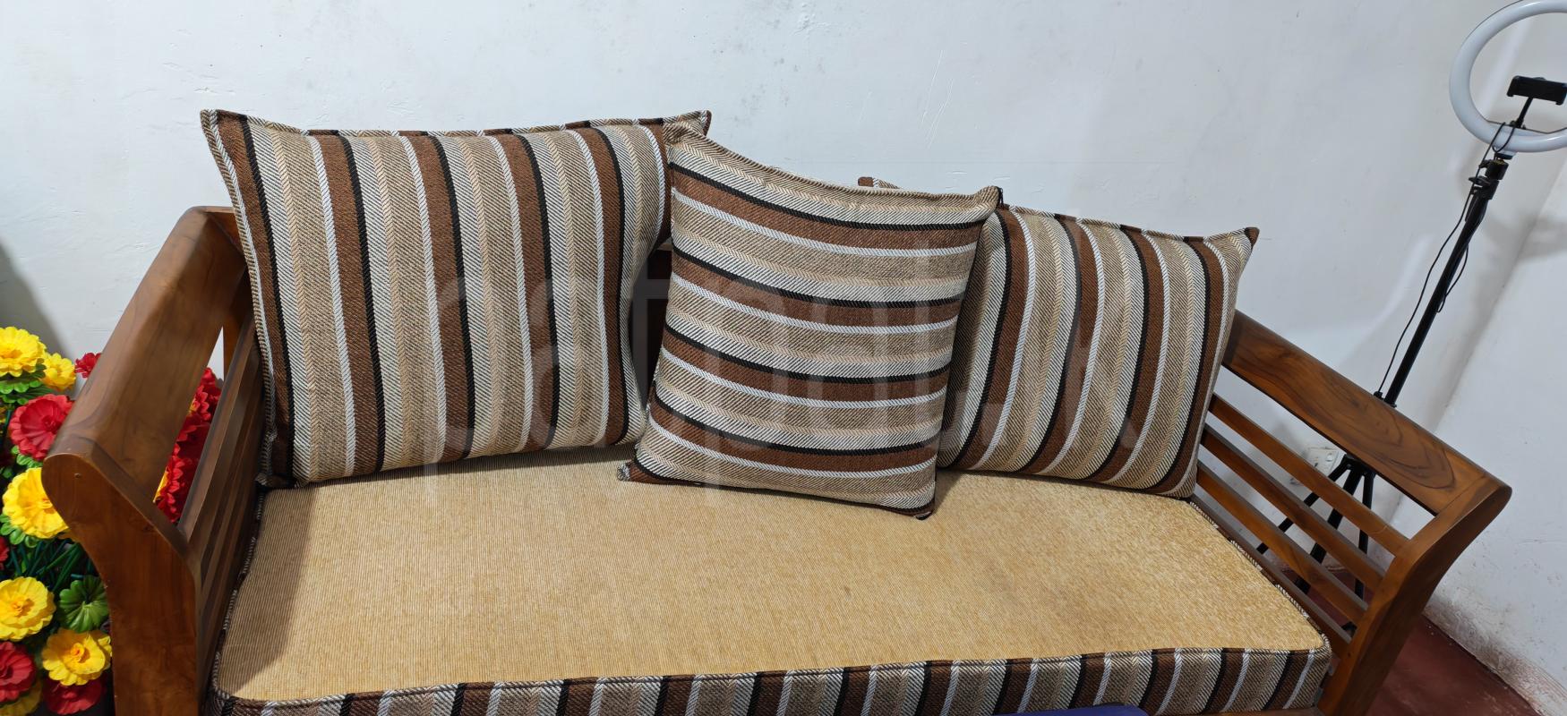 Sofa set