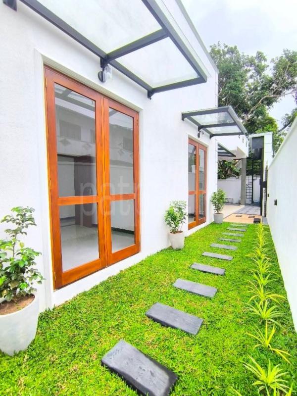 House for Sale in Malabe ads-image-1