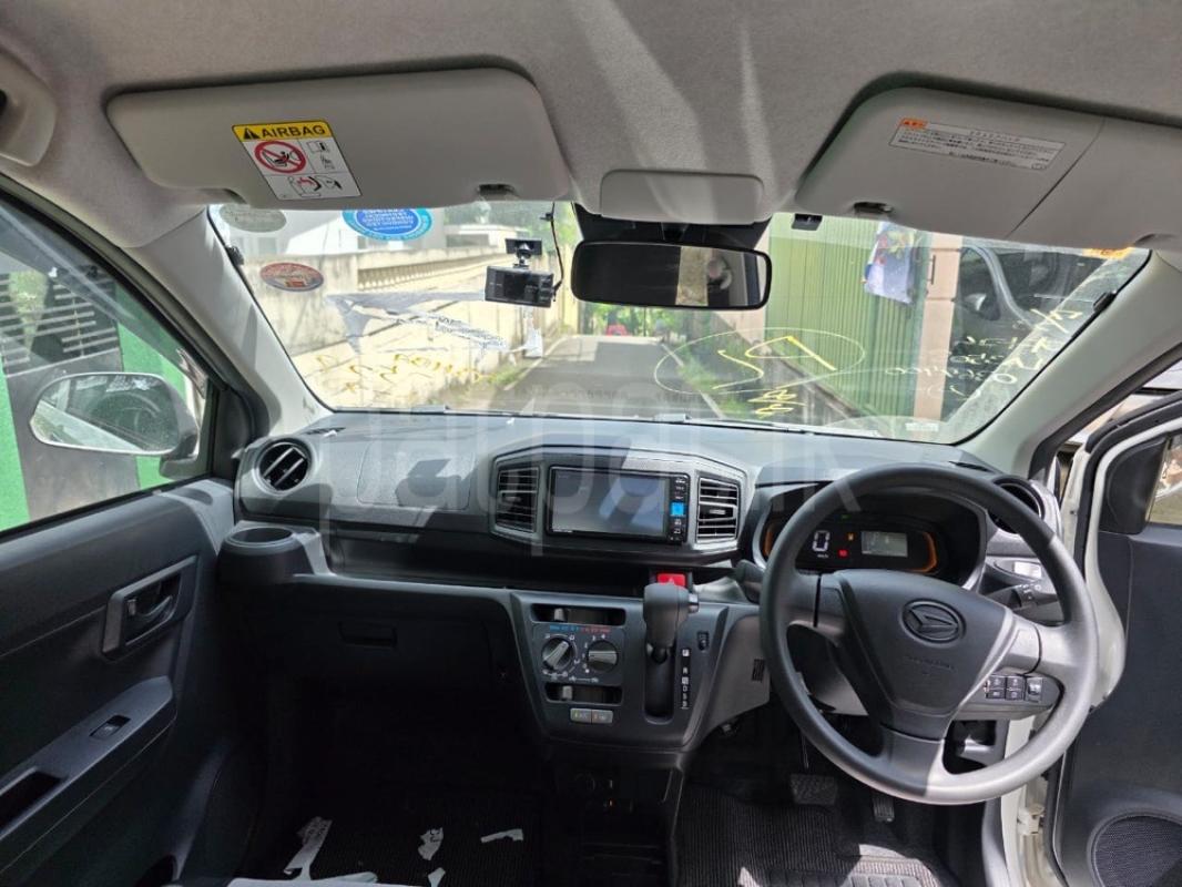 Advertisement image 6