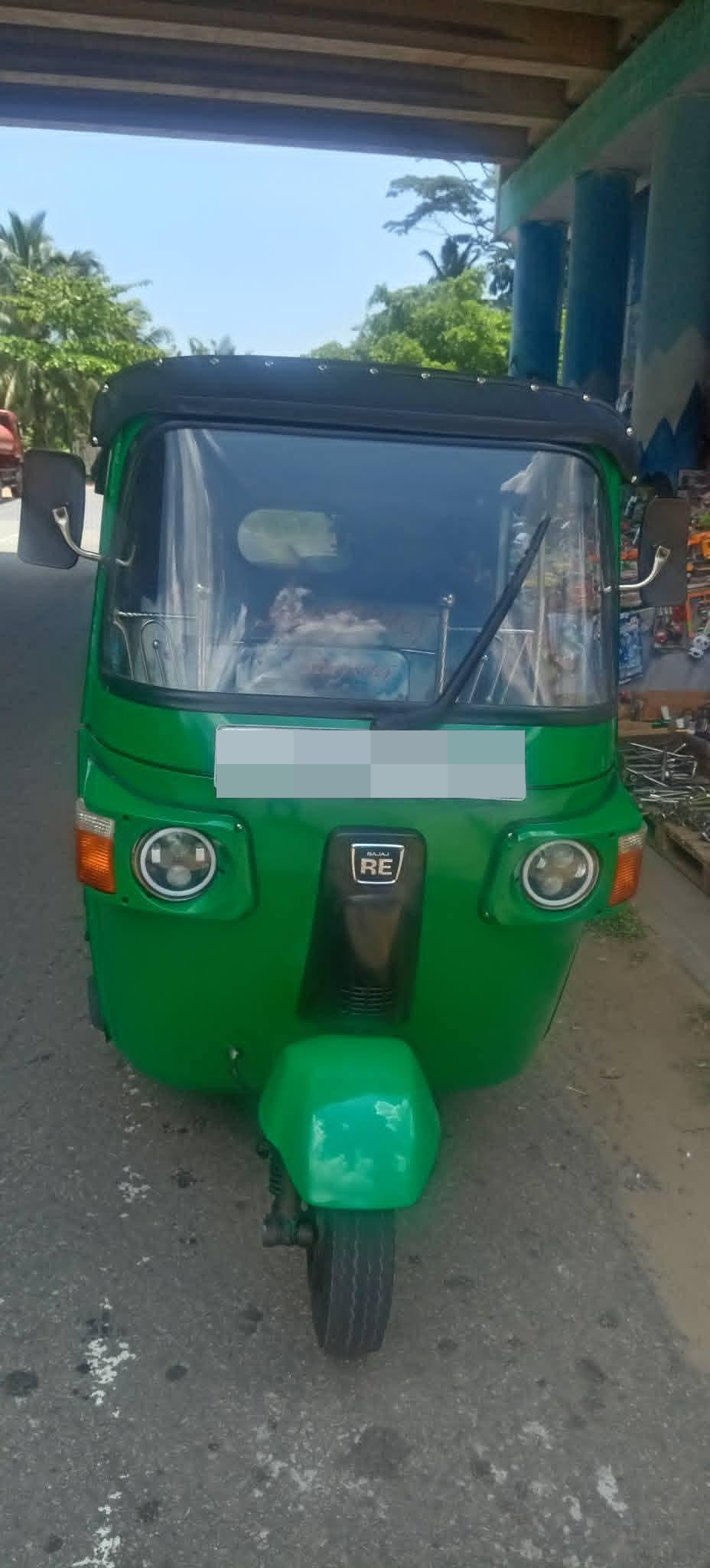 Bajaj Three Wheel 2013 - Used Three wheeler sale in Sri Lanka - patpat.lk