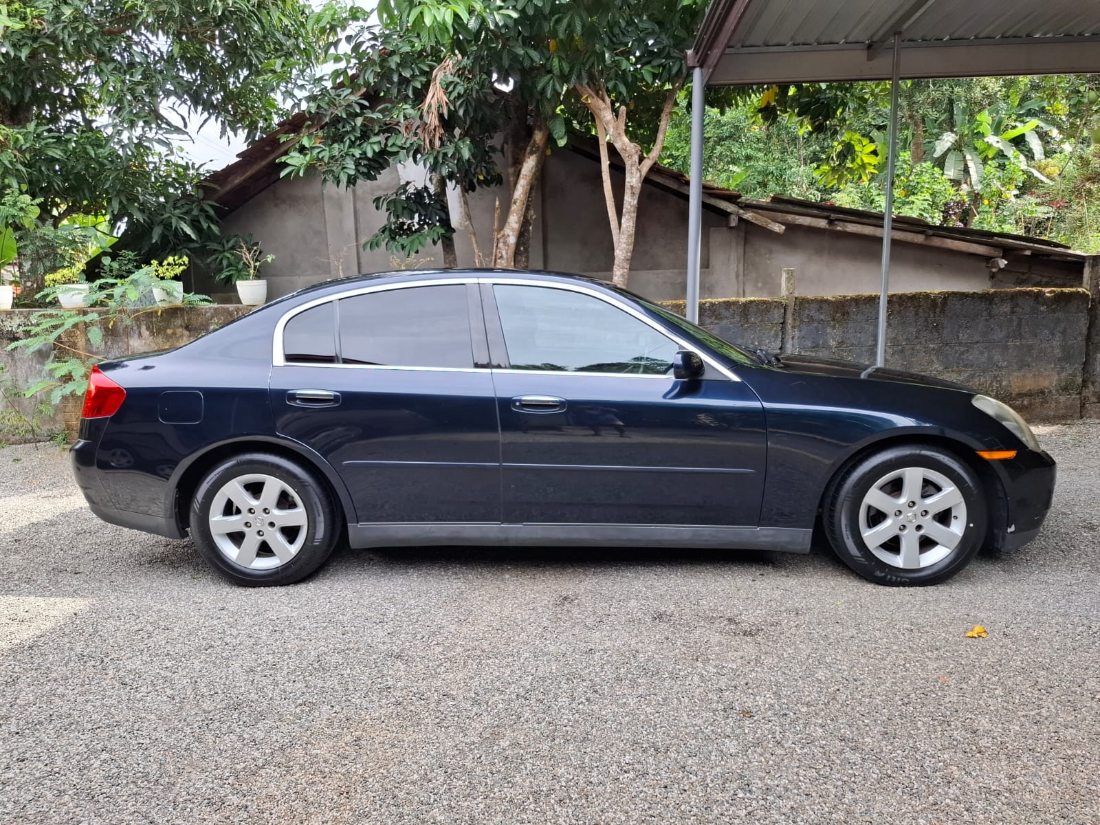 Nissan Skyline 2001 - பயன்படுத்தப்பட்டது கார் sale in Sri Lanka - patpat.lk