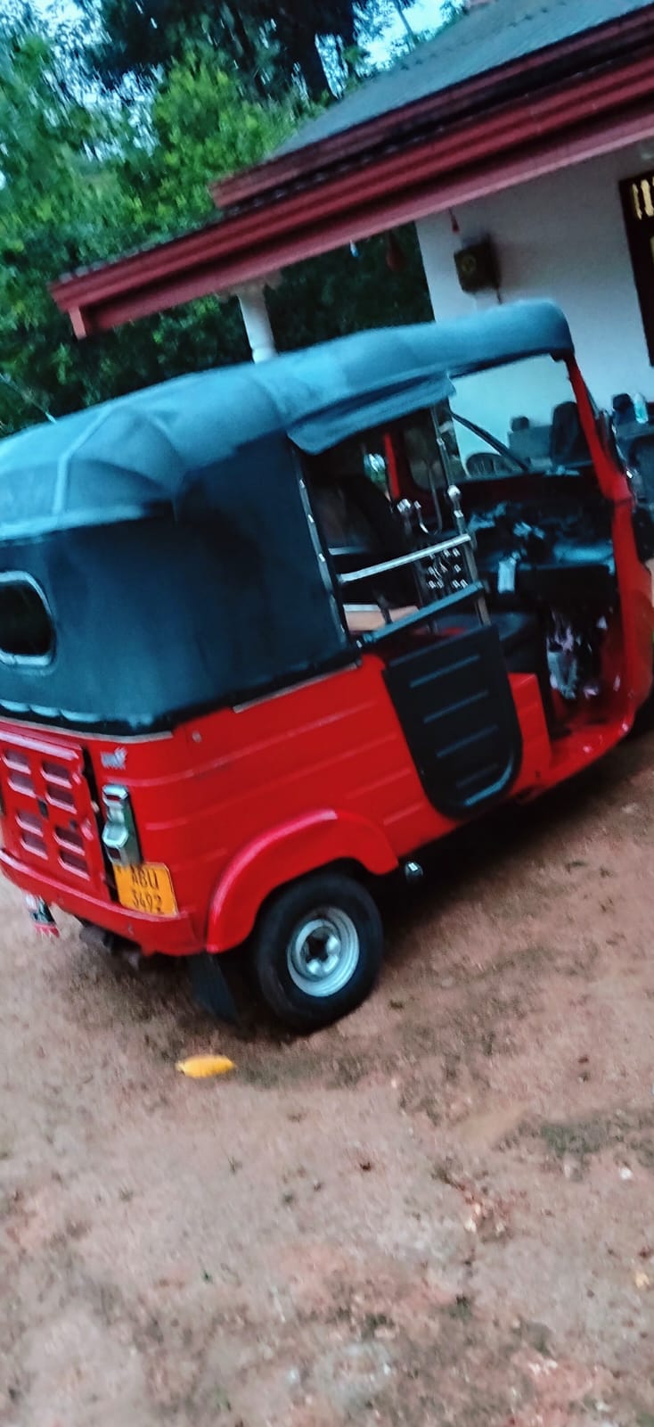 Bajaj 4 stroke 2020 - பயன்படுத்தப்பட்டது முச்சக்கர வண்டி sale in Sri Lanka - patpat.lk