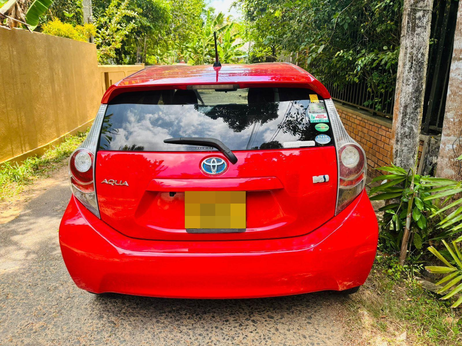 Toyota Aqua 2013 - Used Car sale in Sri Lanka - patpat.lk