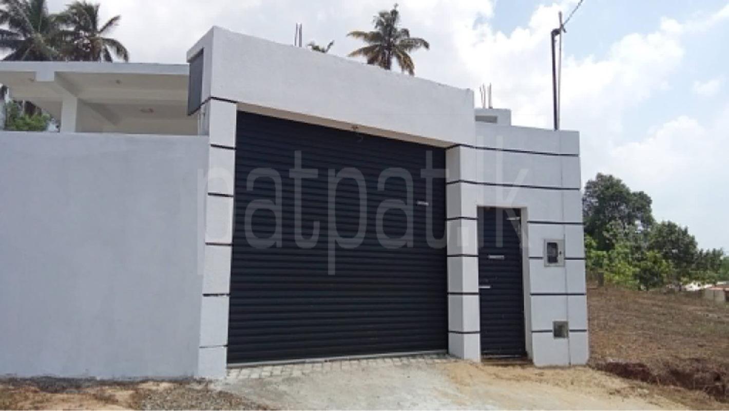 House for Sale in Kahathuduwa
