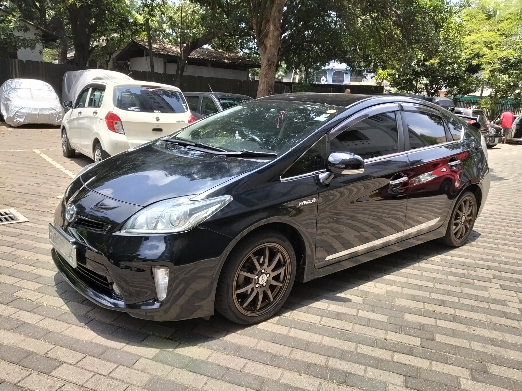 Toyota Prius 2013 ads-image-1