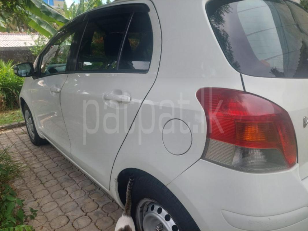 Toyota Vitz 2007 - பயன்படுத்தப்பட்டது கார் sale in Sri Lanka - patpat.lk