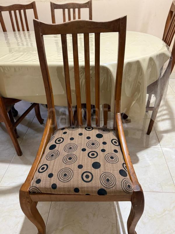 Dining table and 6 chairs ads-image-1