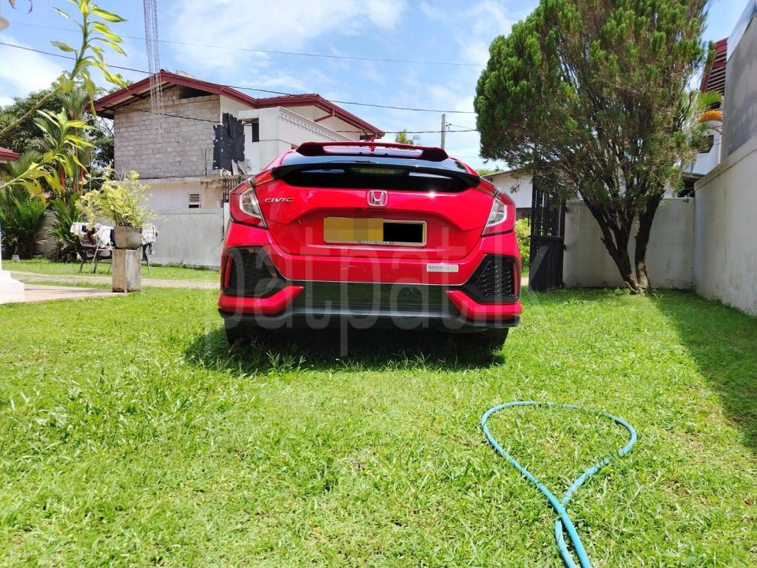 Honda Civic 2018 - பயன்படுத்தப்பட்டது கார் sale in Sri Lanka - patpat.lk