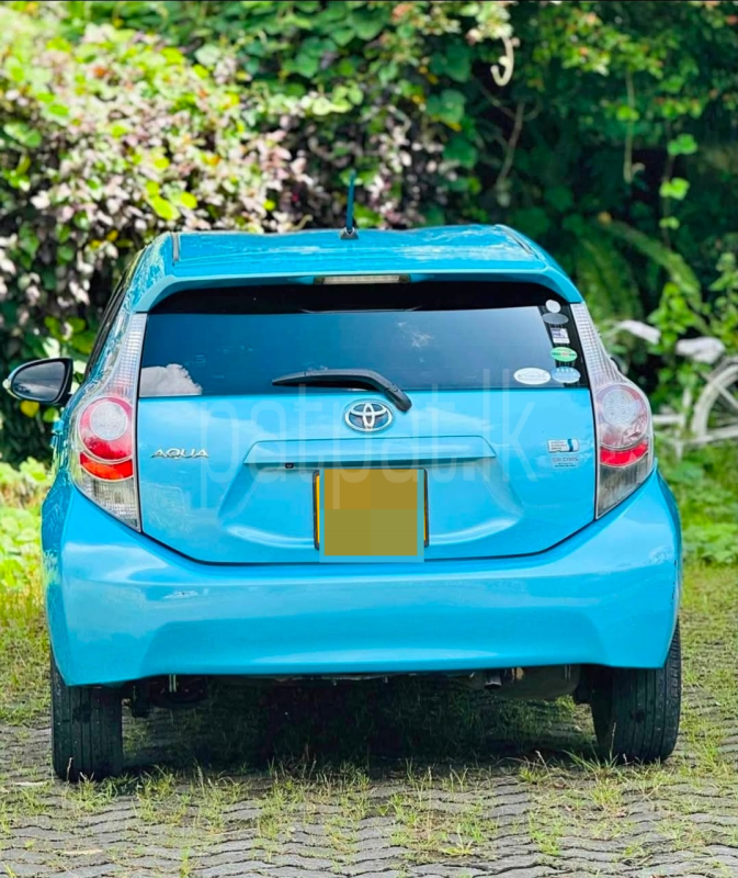 Toyota Aqua 2013 - Used Car sale in Sri Lanka - patpat.lk