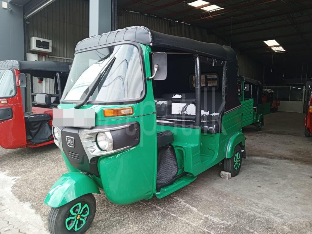 Bajaj Three Wheel 2015 - பயன்படுத்தப்பட்டது முச்சக்கர வண்டி sale in Sri Lanka - patpat.lk