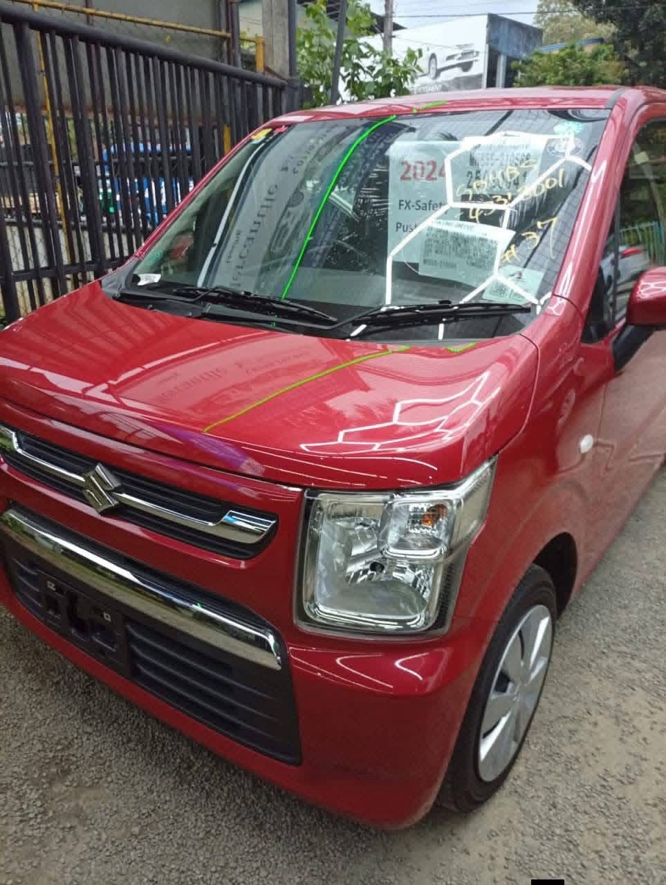 Suzuki Wagon R 2024 ads-image-1