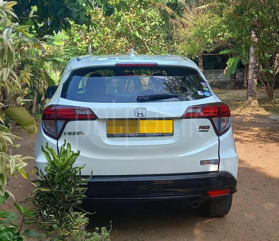 Honda Vezel 2017 - பயன்படுத்தப்பட்டது SUV sale in Sri Lanka - patpat.lk