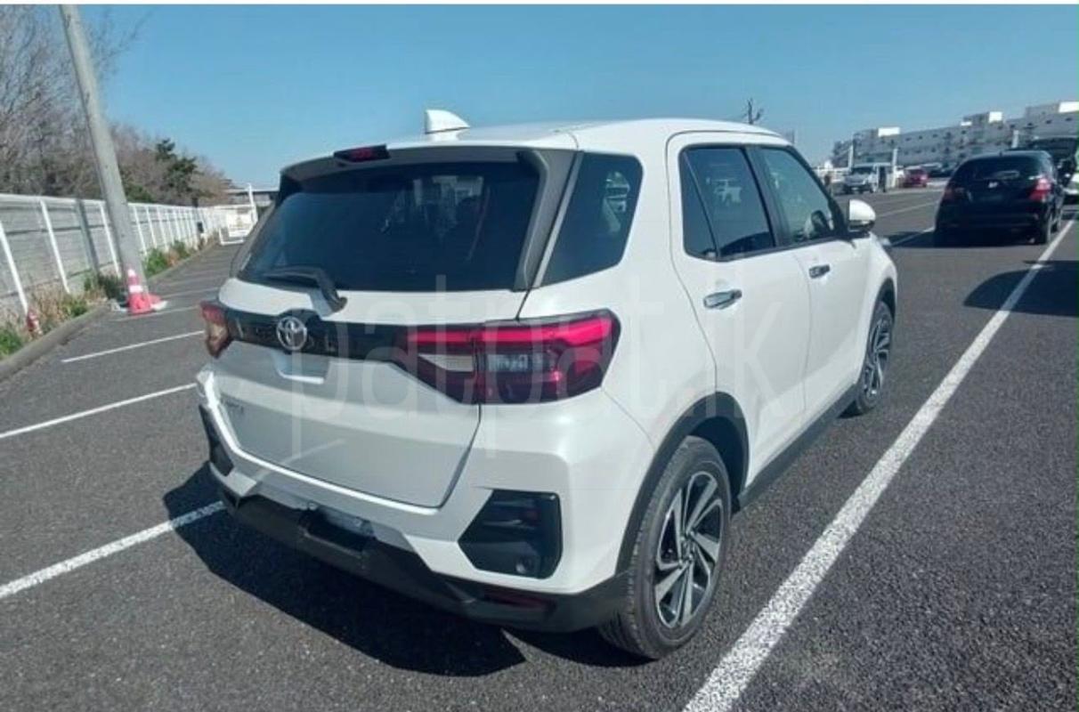 Toyota Raize 2023 - අලුත් SUV රථය sale in Sri Lanka - patpat.lk