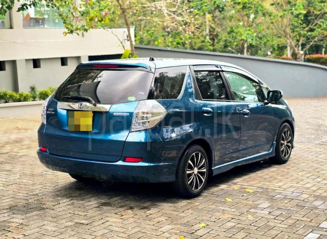 Advertisement image 4