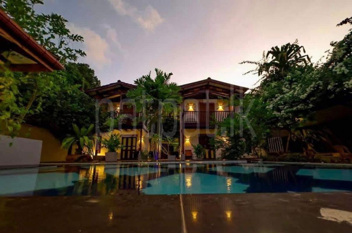 Holiday Bungalow for Sale in Unawatuna
