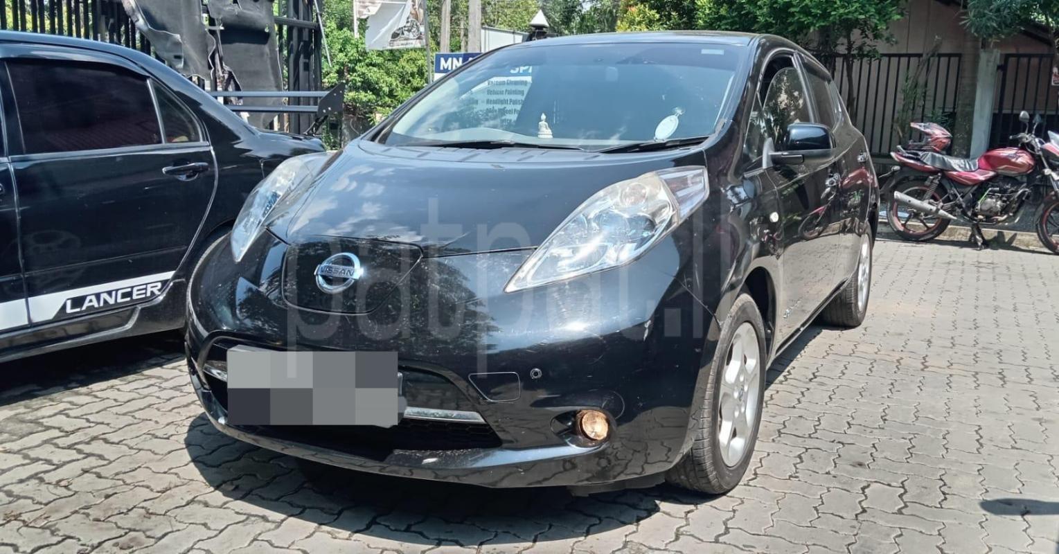 Nissan Leaf 2013 - භාවිතා කරන ලද කාර් sale in Sri Lanka - patpat.lk