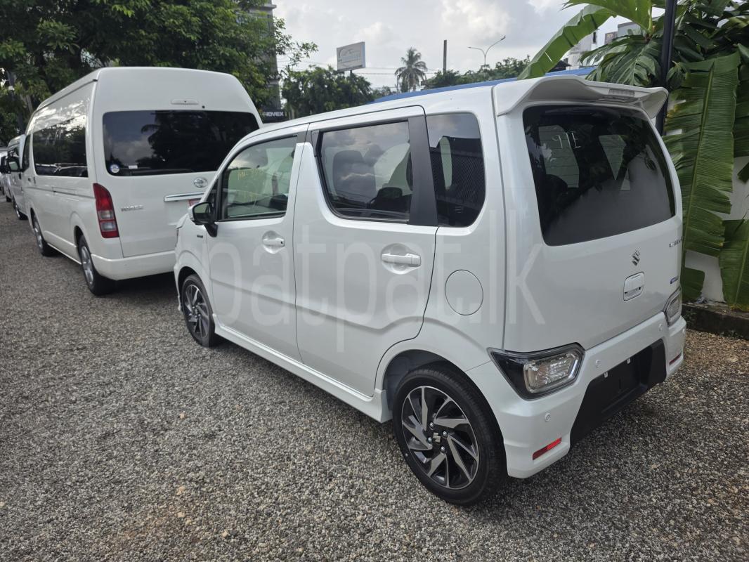Suzuki Wagon R 2026 - අලුත් කාර් sale in Sri Lanka - patpat.lk