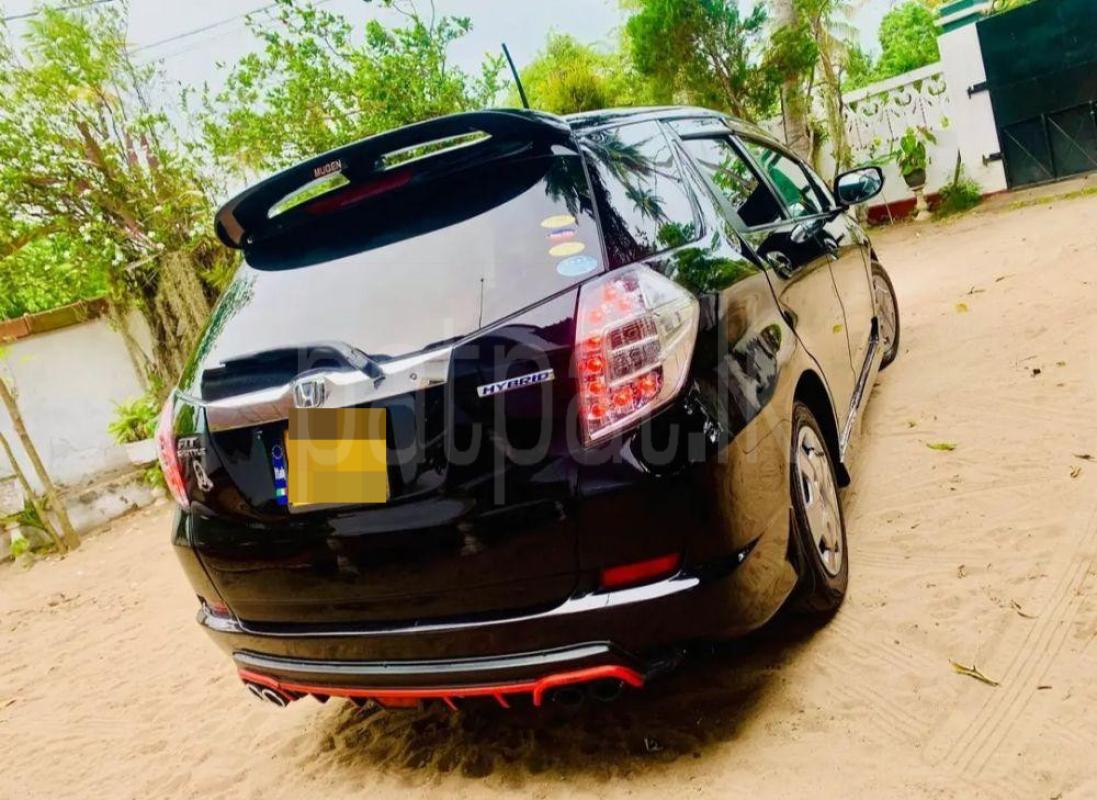 Advertisement image 3