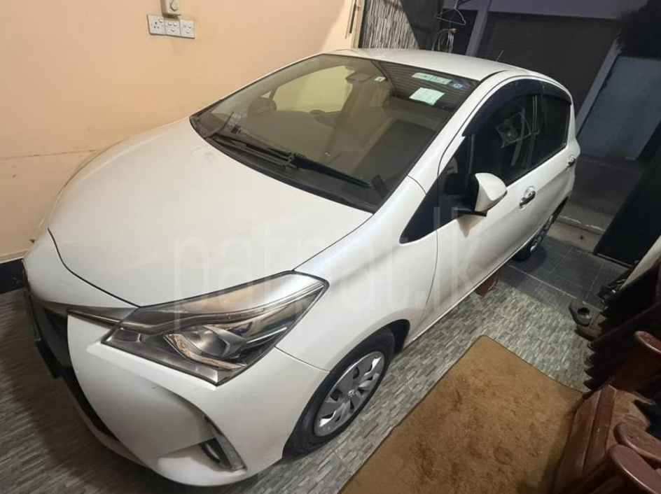 Toyota Vitz 2019 - பயன்படுத்தப்பட்டது கார் sale in Sri Lanka - patpat.lk