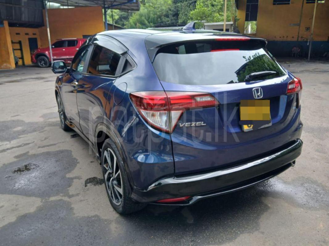 Honda Vezel 2016 - භාවිතා කරන ලද SUV රථය sale in Sri Lanka - patpat.lk