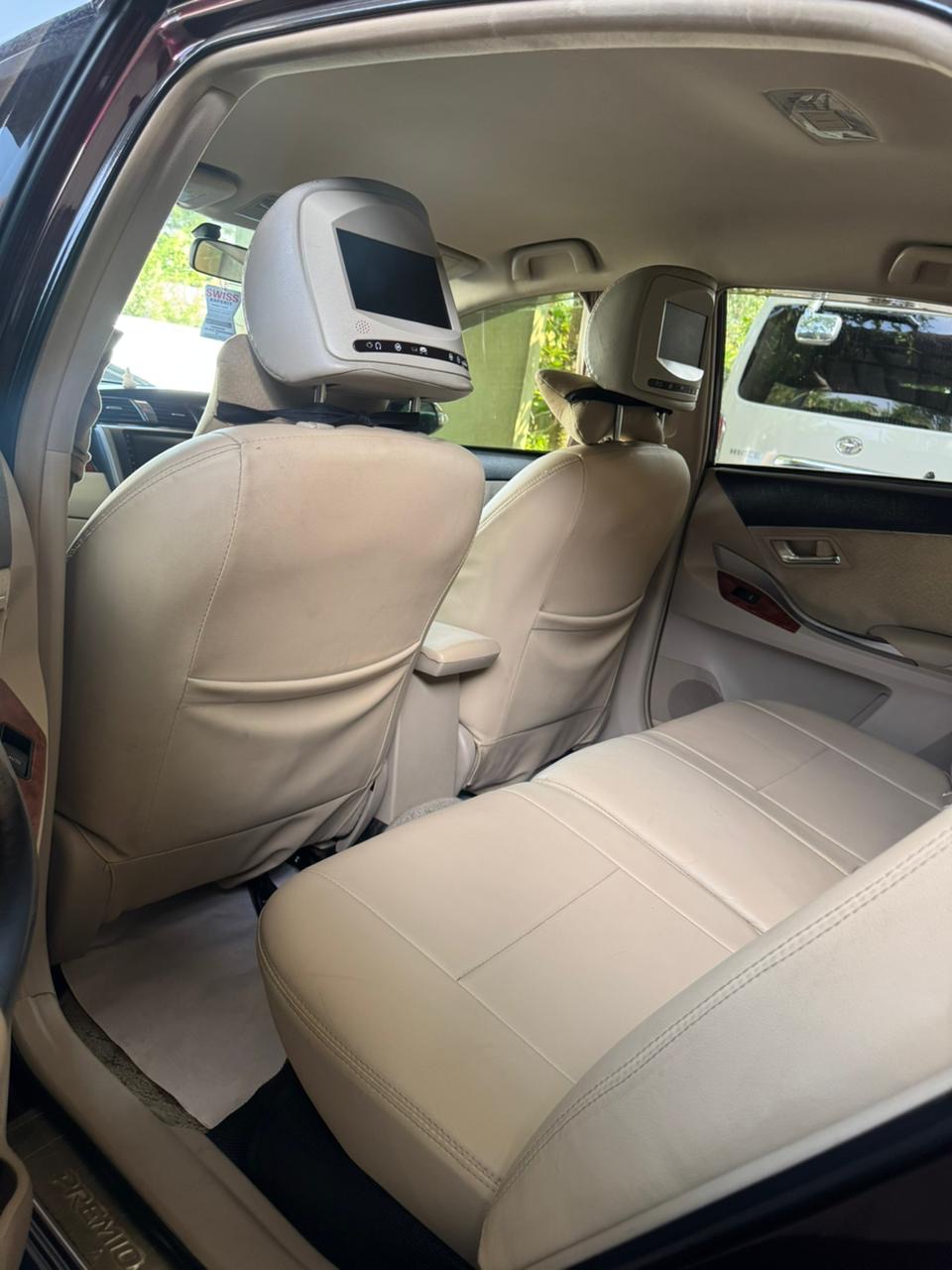 Toyota Premio 2013 - பயன்படுத்தப்பட்டது கார் sale in Sri Lanka - patpat.lk