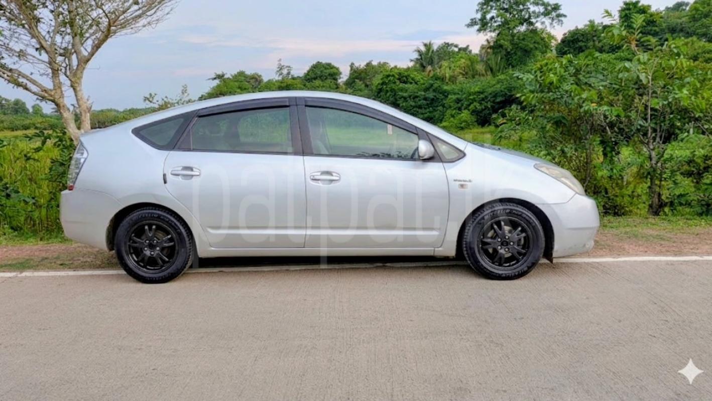 Toyota Prius 2008 - பயன்படுத்தப்பட்டது கார் sale in Sri Lanka - patpat.lk