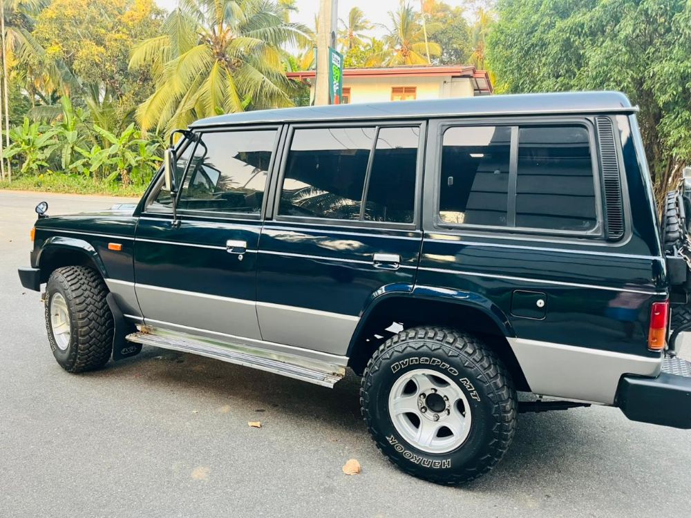 Mitsubishi Pajero 1985 - Used SUV sale in Sri Lanka - patpat.lk