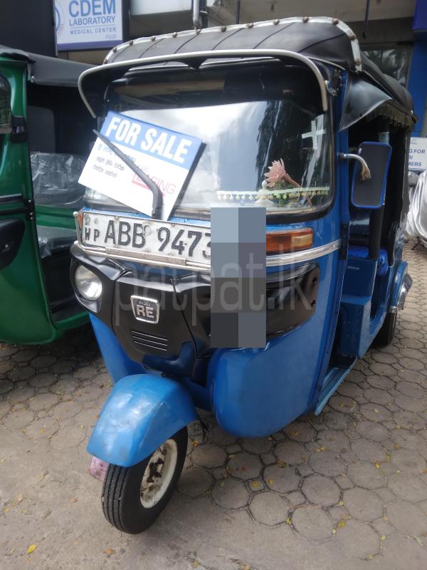 Bajaj Three Wheel 2015 - பயன்படுத்தப்பட்டது முச்சக்கர வண்டி sale in Sri Lanka - patpat.lk