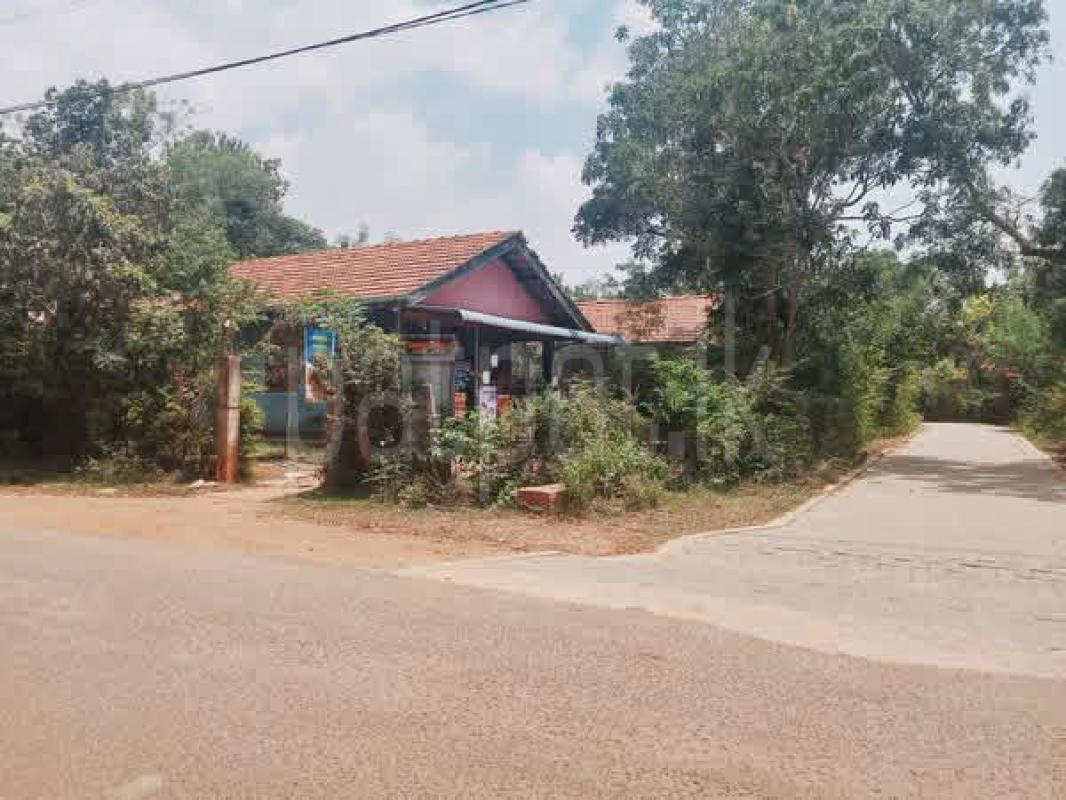 Shop for Sale in Ambalantota