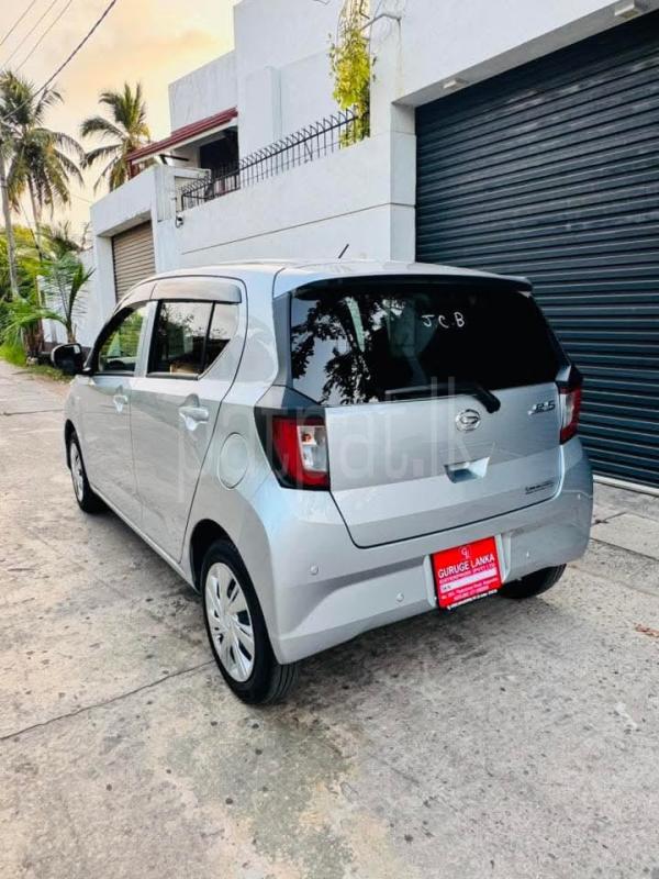 Advertisement image 6