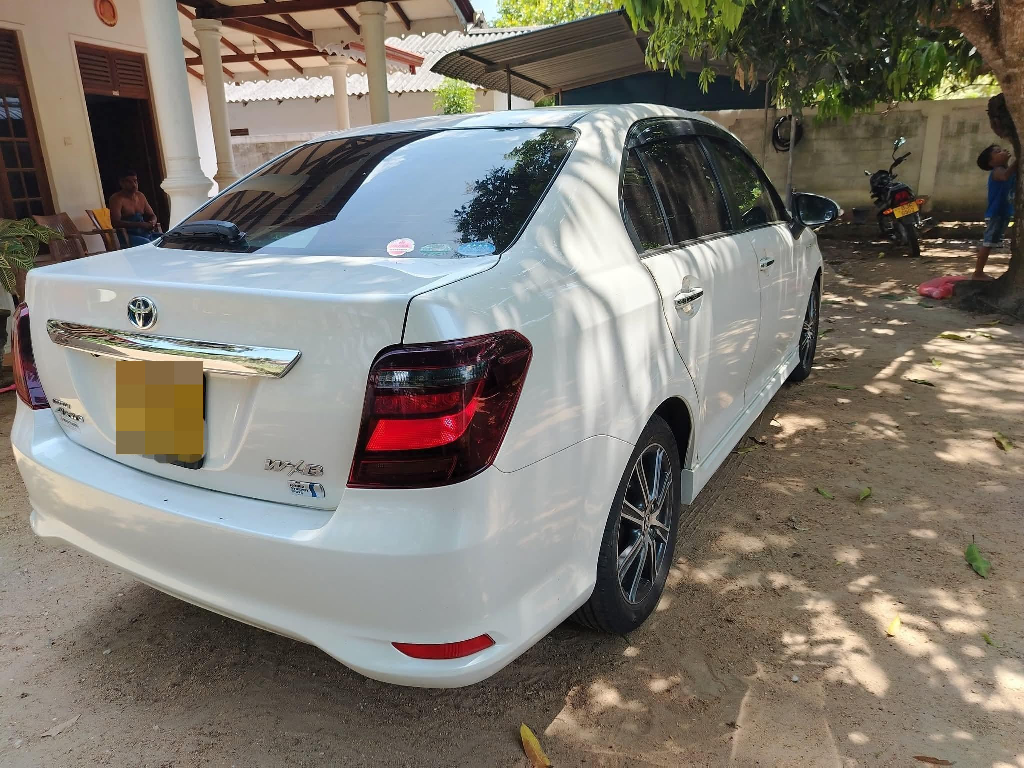 Toyota Axio 2017 - Used Car sale in Sri Lanka - patpat.lk