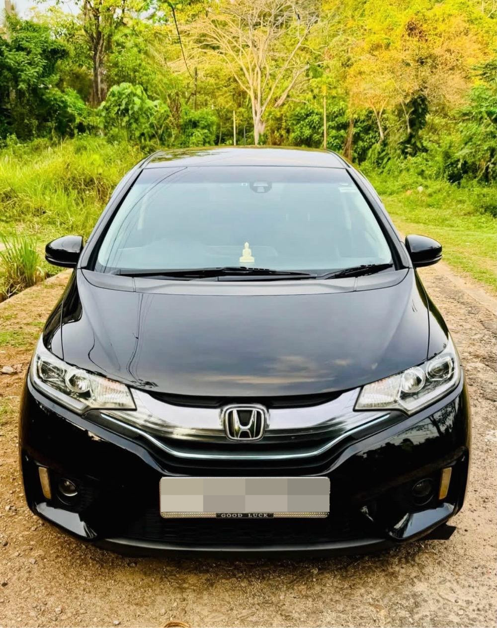Honda Fit 2014 - பயன்படுத்தப்பட்டது கார் sale in Sri Lanka - patpat.lk