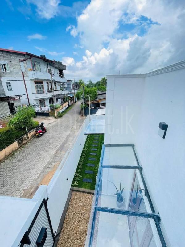 Advertisement image 5