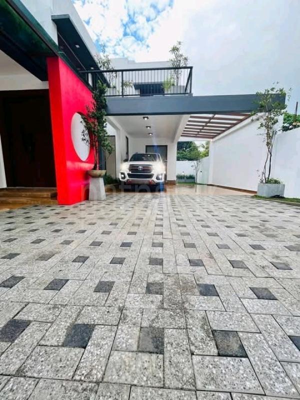 House for Sale in Kaduwela