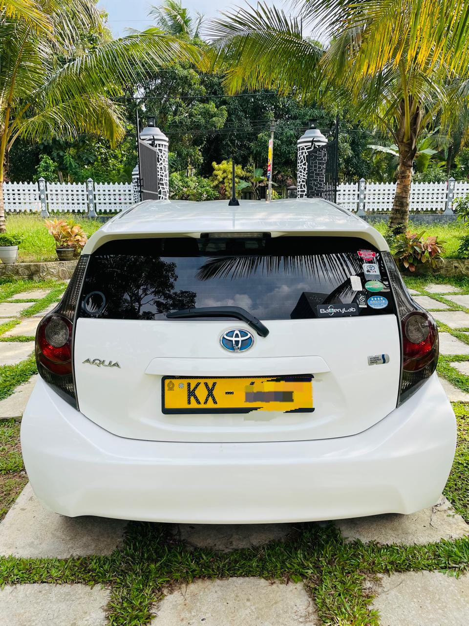 Toyota Aqua 2013 - Used Car sale in Sri Lanka - patpat.lk