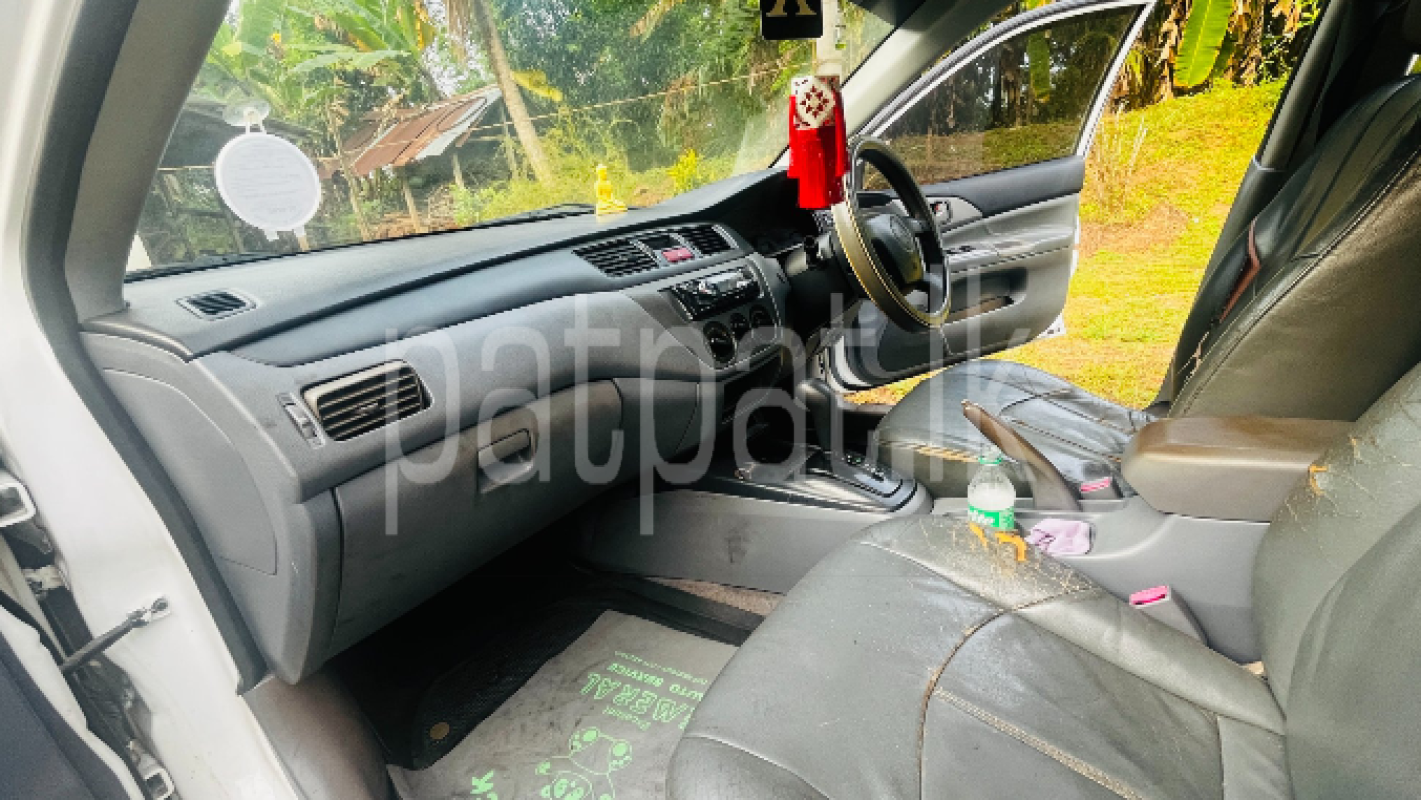 Advertisement image 4