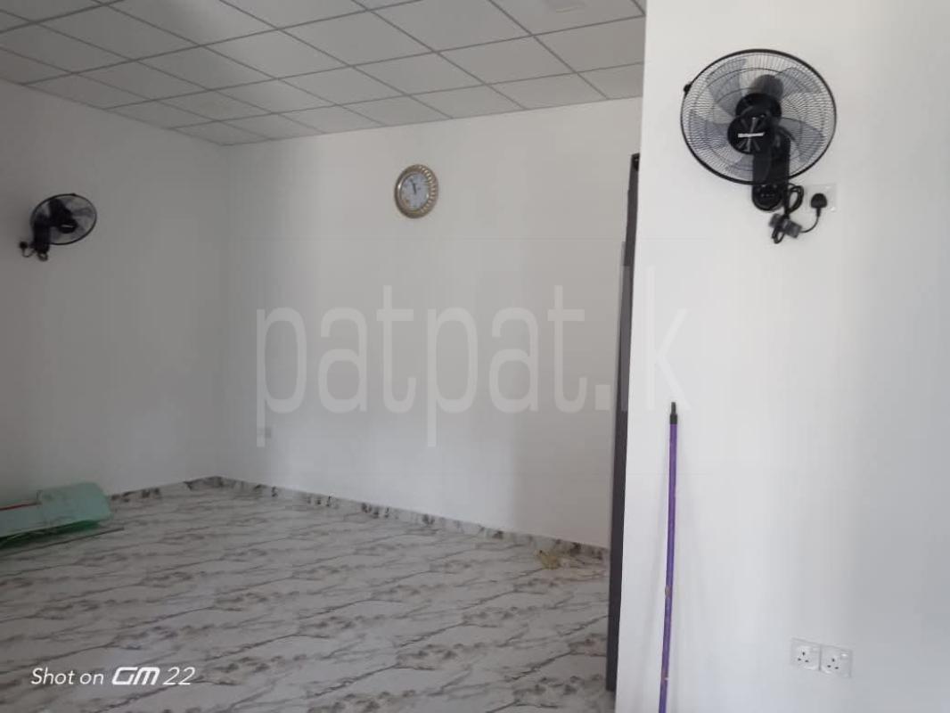 House for Sale in Homagama ads-image-1