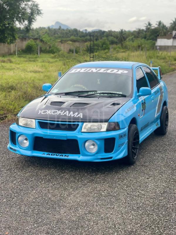 Mitsubishi Lancer 2002 - Used Car sale in Sri Lanka - patpat.lk