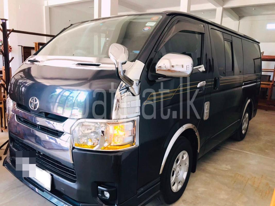Toyota Hiace 2006 - பயன்படுத்தப்பட்டது வேன் sale in Sri Lanka - patpat.lk