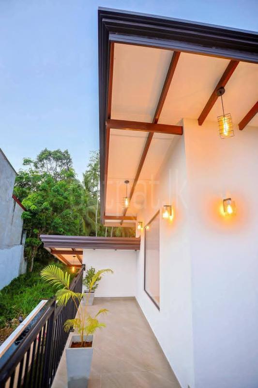 House for Sale in Athurugiriya