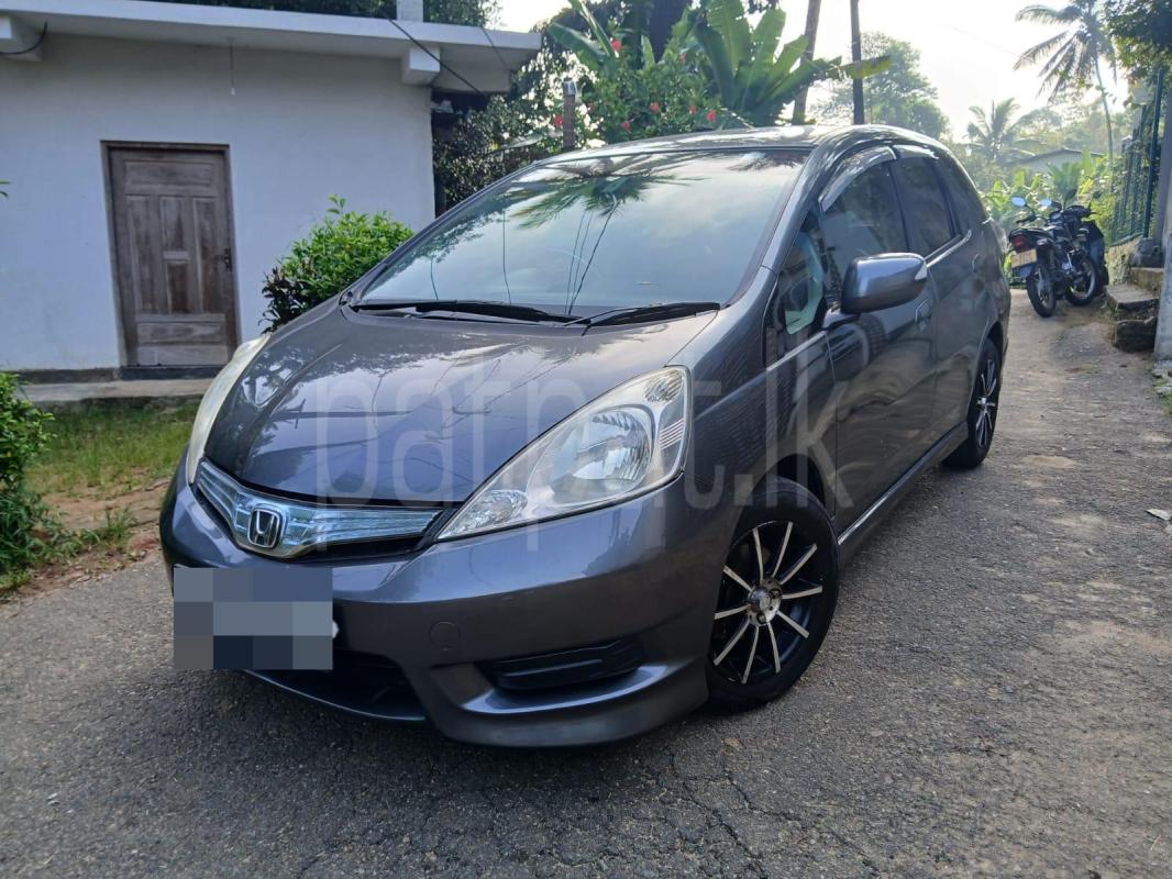 Honda Fit 2012 - பயன்படுத்தப்பட்டது கார் sale in Sri Lanka - patpat.lk