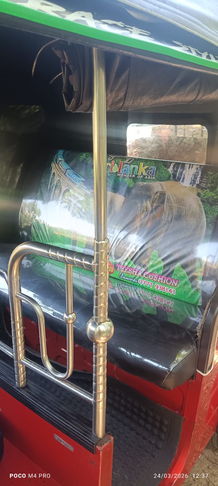 Bajaj Three Wheel 2015 - பயன்படுத்தப்பட்டது முச்சக்கர வண்டி sale in Sri Lanka - patpat.lk