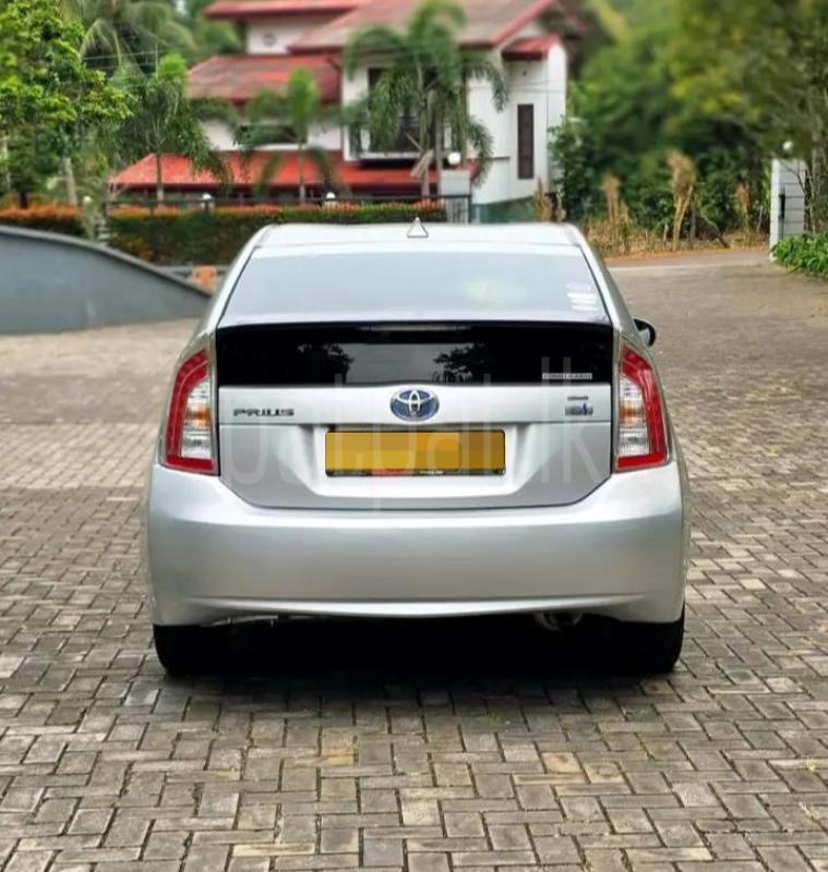 Toyota Prius 2013 - பயன்படுத்தப்பட்டது கார் sale in Sri Lanka - patpat.lk