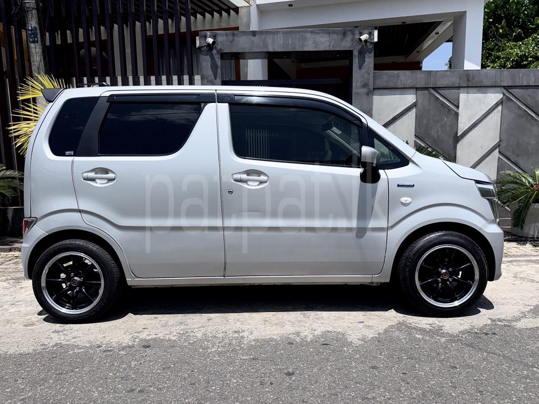 Advertisement image 3