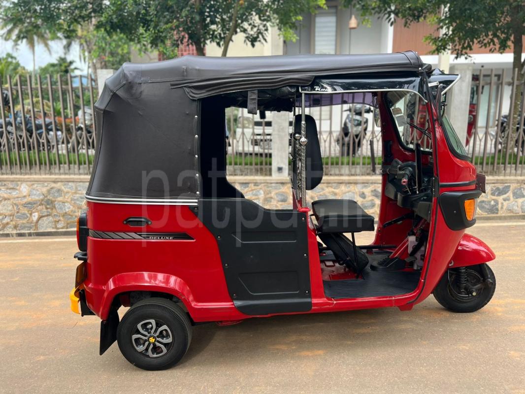 TVS Three Wheel 2015 - பயன்படுத்தப்பட்டது முச்சக்கர வண்டி sale in Sri Lanka - patpat.lk