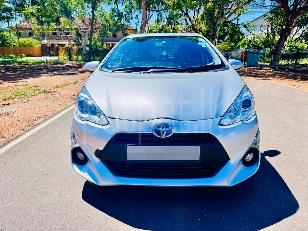 Toyota Aqua 2013 - Used Car sale in Sri Lanka - patpat.lk