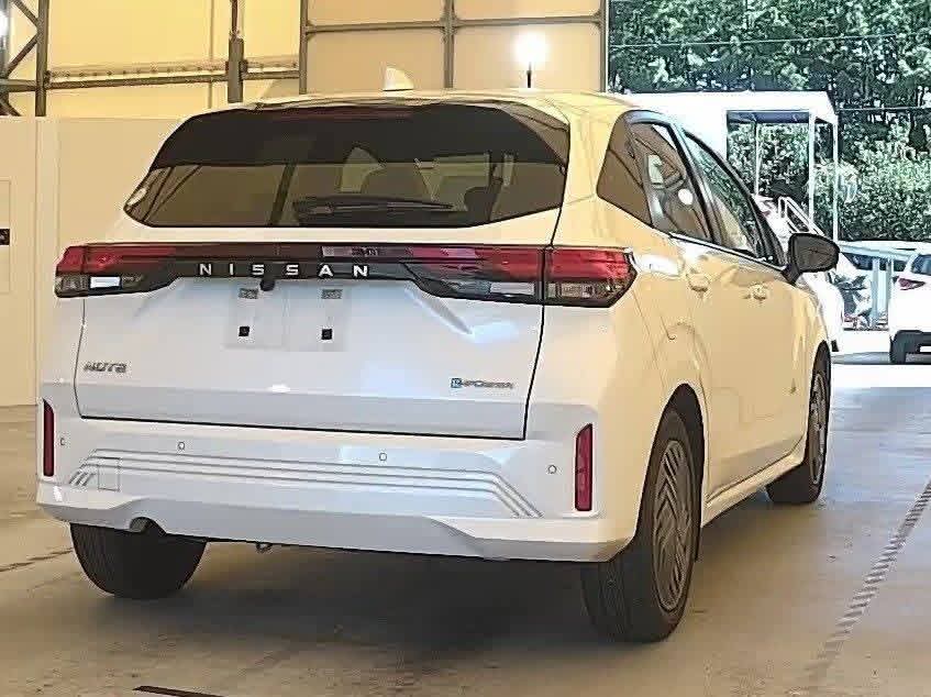 Nissan Note 2024 - சான்றளிக்கப்பட்டது கார் sale in Sri Lanka - patpat.lk