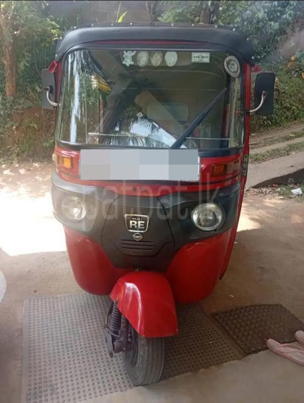 Bajaj Three Wheel 2015 - பயன்படுத்தப்பட்டது முச்சக்கர வண்டி sale in Sri Lanka - patpat.lk