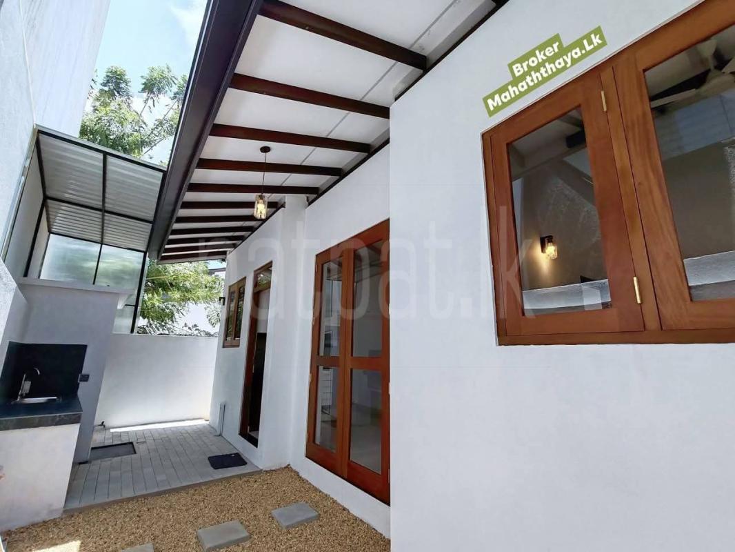 House for Sale in Athurugiriya