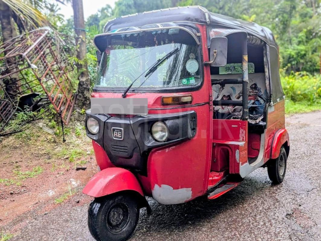 Bajaj 4 stroke 2015 - Used Three wheeler sale in Sri Lanka - patpat.lk